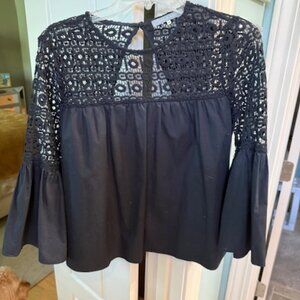 Zoe & Sam Beautiful Black Blouse with 3/4 sleeves Size Medium